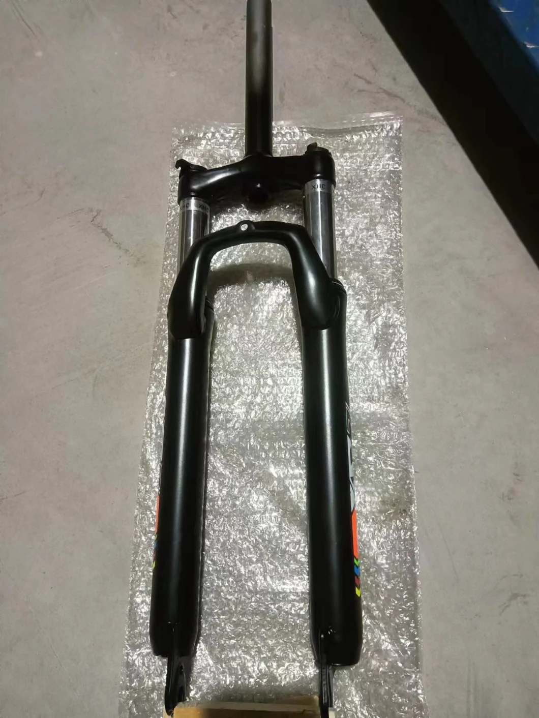 Colourful and Hotsale Bike Parts Suspension Front Fork